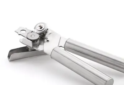 Single-wheel can opener