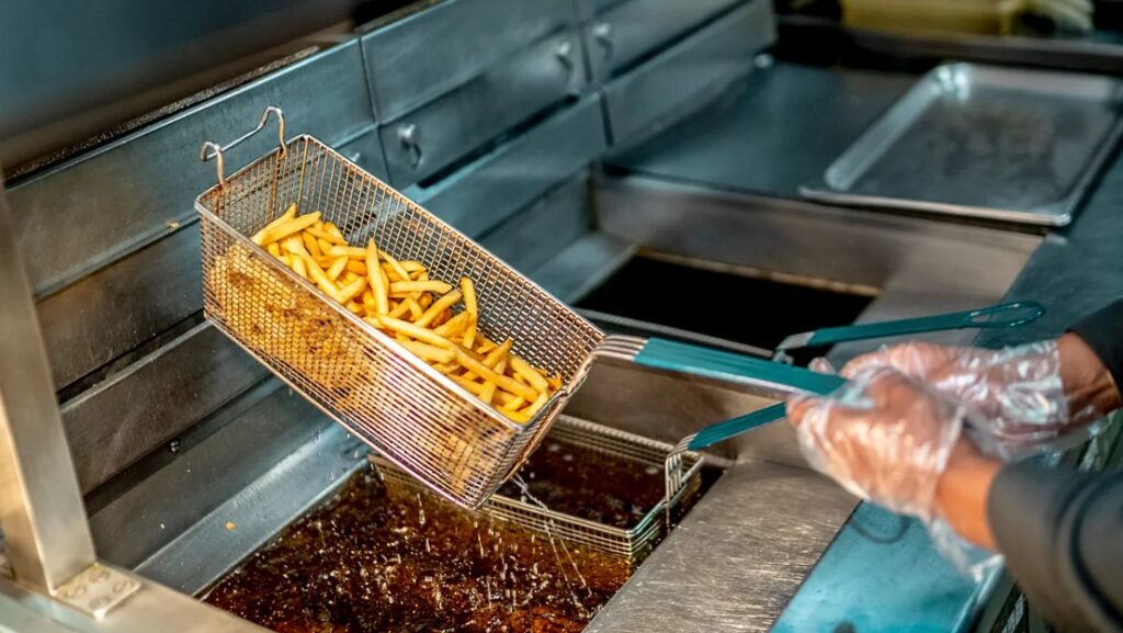 How many calories does frying add? Is fried food bad?
