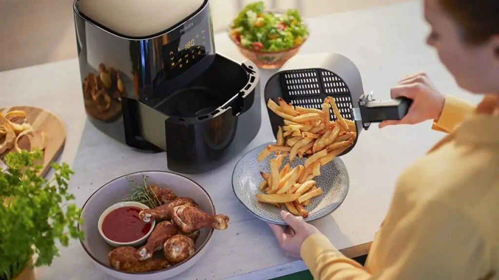can you put glass in air fryer