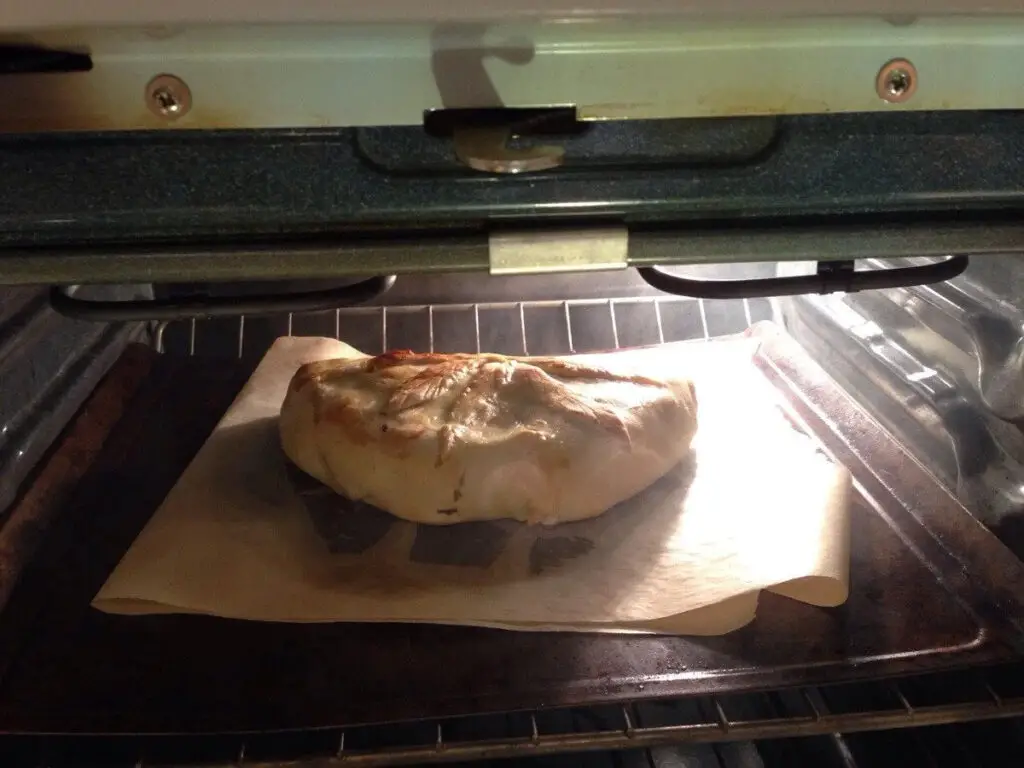 Can you microwave parchment paper: Solved