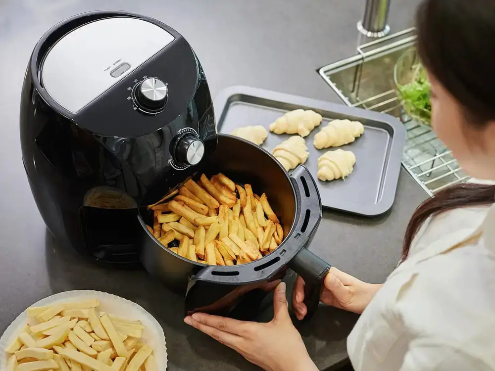 How long do I preheat air fryer?