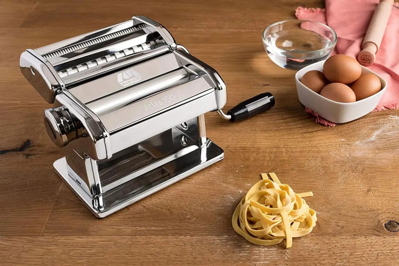 how to use pasta maker