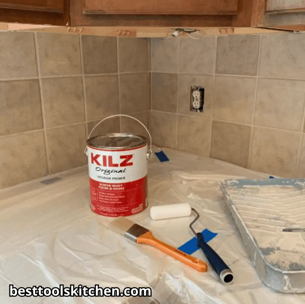 Some useful tips on how to fix worn spots on kitchen cabinets